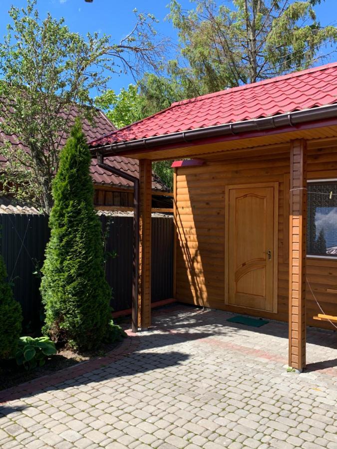 Комфортабельный Коттедж Bed and Breakfast Svityaz' Εξωτερικό φωτογραφία
