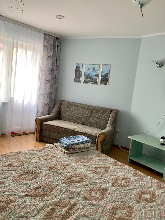 Комфортабельный Коттедж Bed and Breakfast Svityaz' Εξωτερικό φωτογραφία