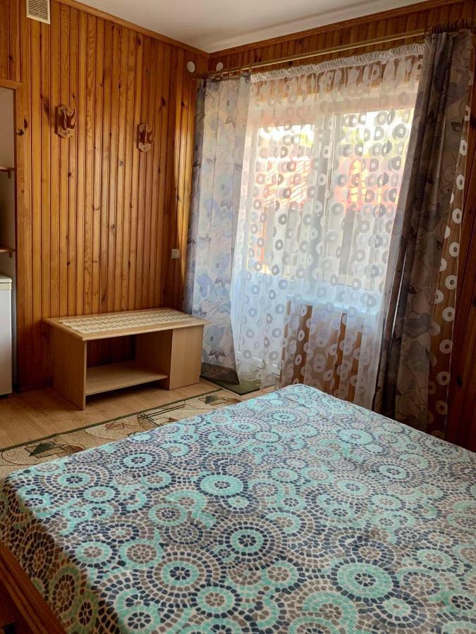 Комфортабельный Коттедж Bed and Breakfast Svityaz' Εξωτερικό φωτογραφία